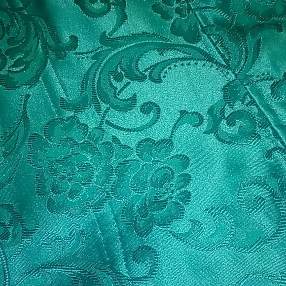 Lingerie - Picture 1 of 11